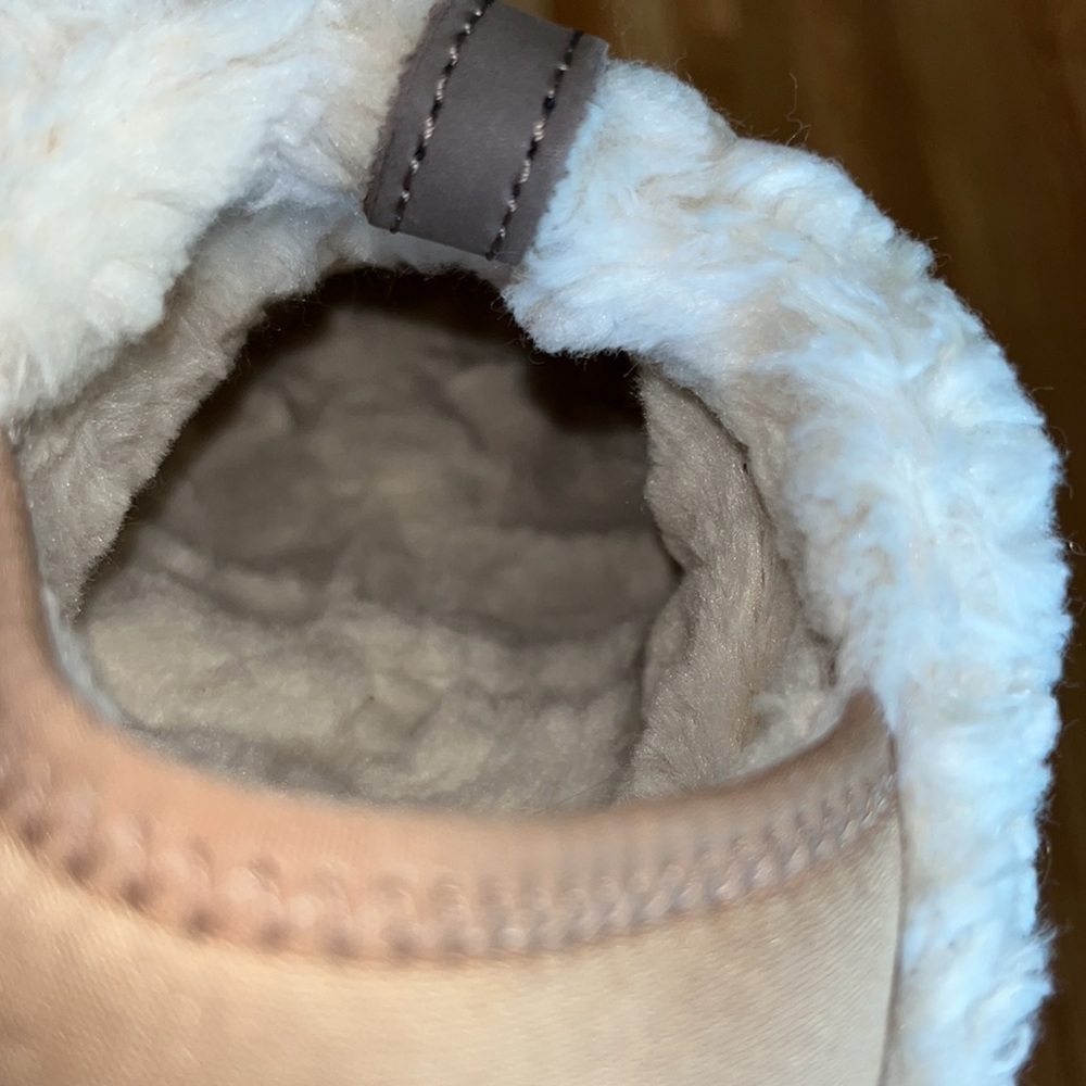 New Teva ReEmber Plushed Slipper Sneaker Size 7 - Picture 14 of 15